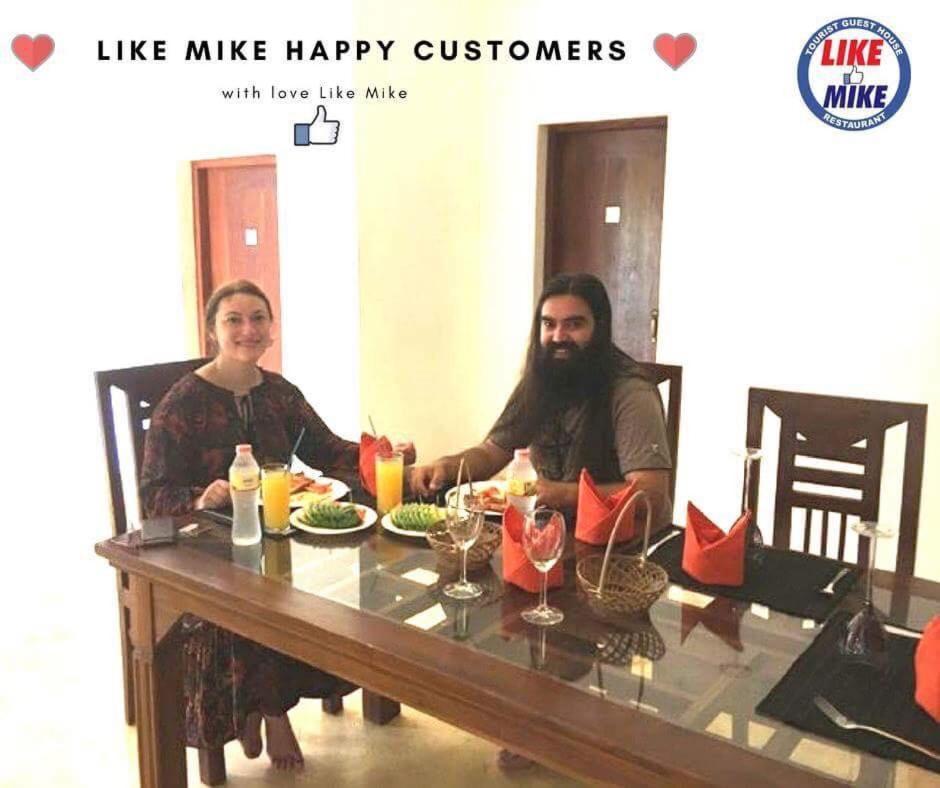 Like Mike Tourist Guest House & Restaurant เนกอมโบ ภายนอก รูปภาพ